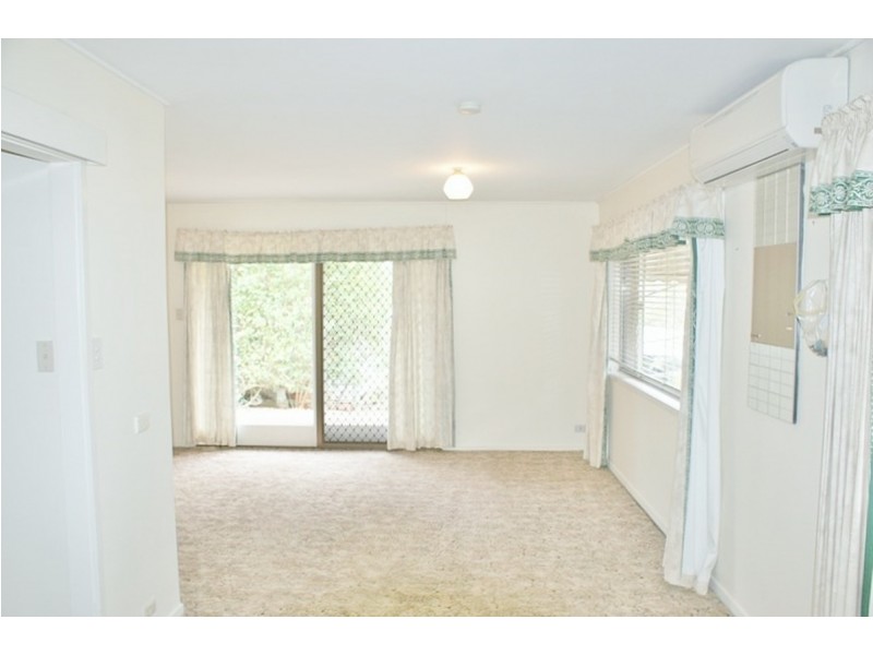 108 Marshall Road, Kenmore QLD 4069