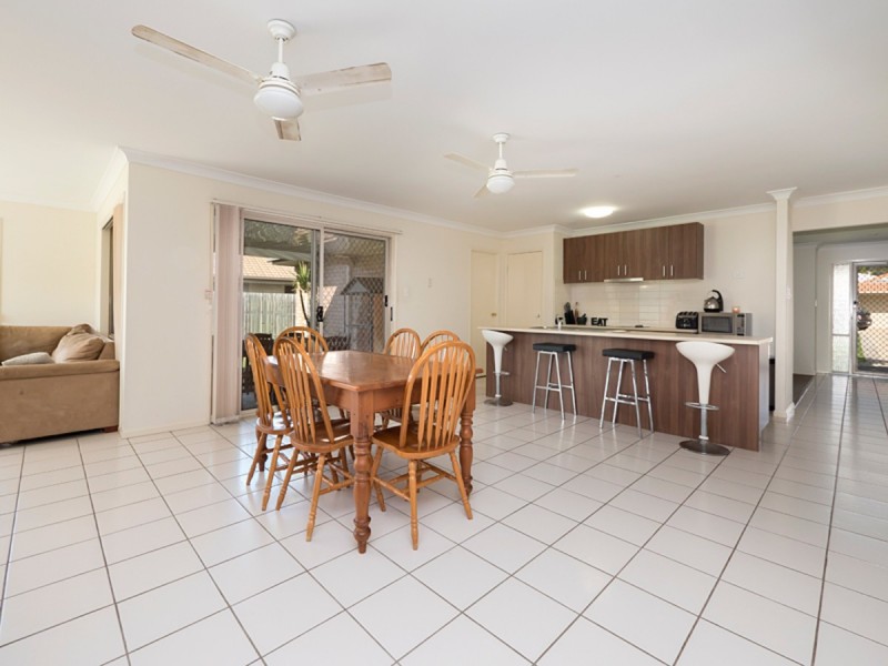 15 Oleosa Close, Moggill QLD 4070