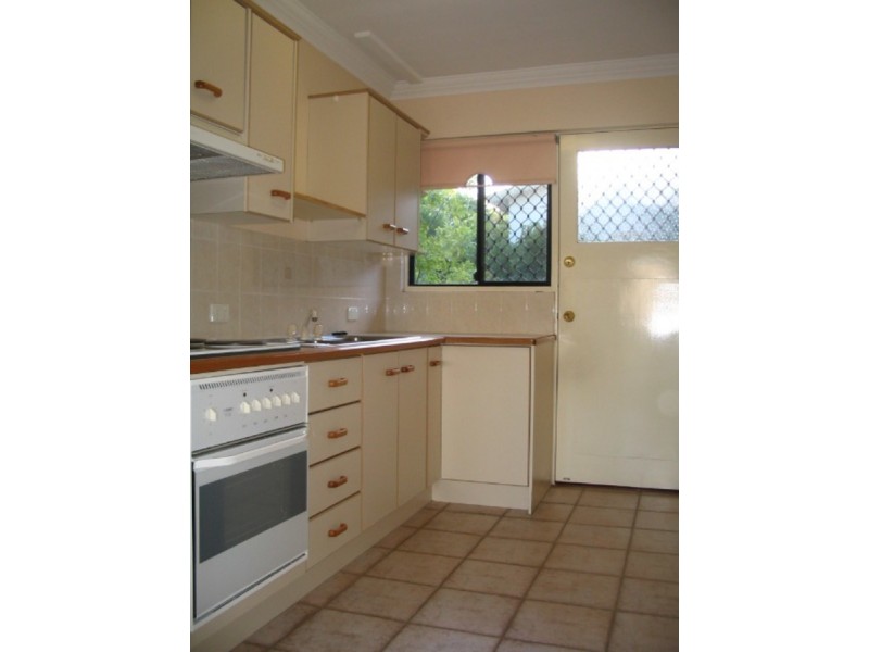 2/6 Norwood Street, Toowong QLD 4066