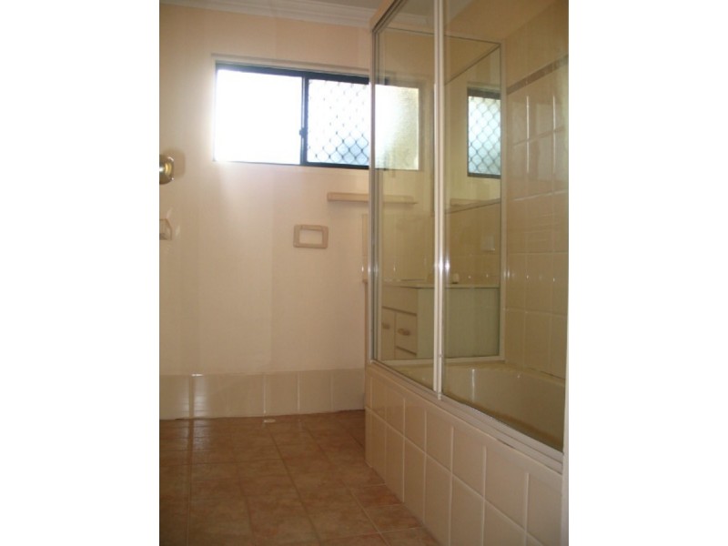 2/6 Norwood Street, Toowong QLD 4066