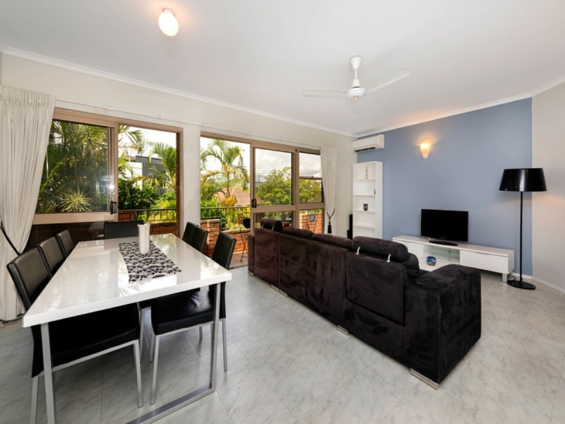 7/8 Carr Street, St Lucia QLD 4067