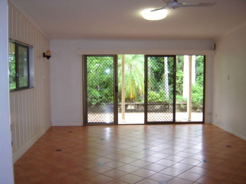 49 Westaway Crescent, Bellbowrie QLD 4070