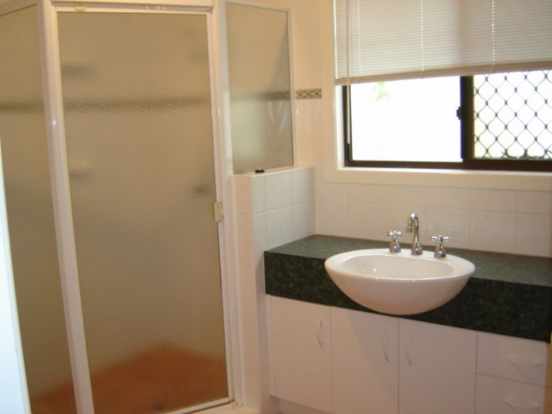 49 Westaway Crescent, Bellbowrie QLD 4070