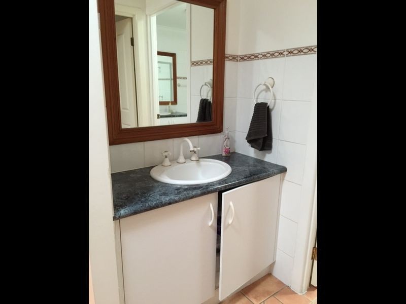 49 Westaway Crescent, Bellbowrie QLD 4070