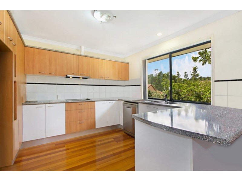 5/9 Pamela Place, Kenmore Hills QLD 4069