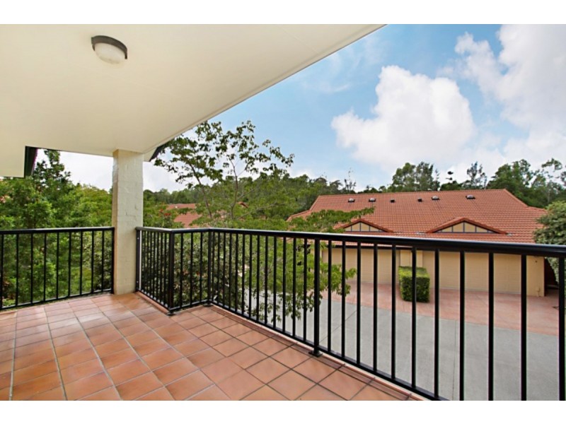 5/9 Pamela Place, Kenmore Hills QLD 4069