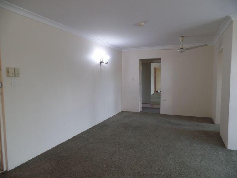 4/41 Sisley Street, St Lucia QLD 4067