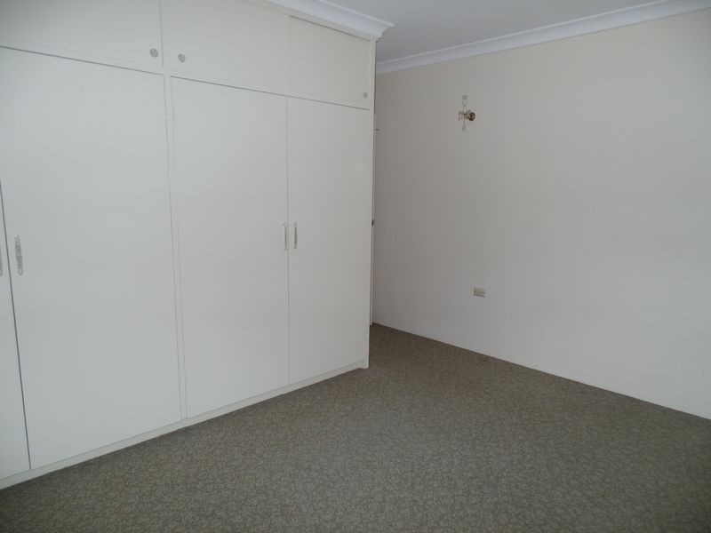 4/41 Sisley Street, St Lucia QLD 4067