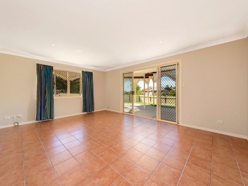 1 Torwood Court, Ferny Hills QLD 4055
