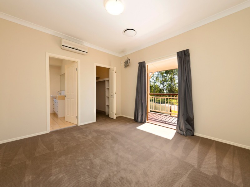 1 Torwood Court, Ferny Hills QLD 4055