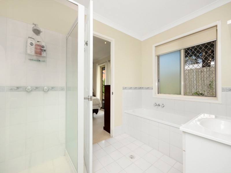 9 Cedrela Street, Moggill QLD 4070