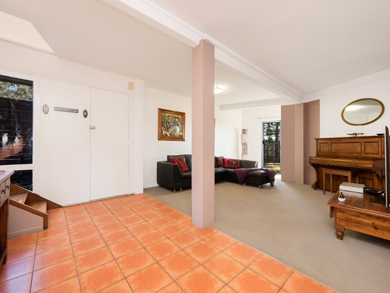 24 Dougy Place, Bellbowrie QLD 4070