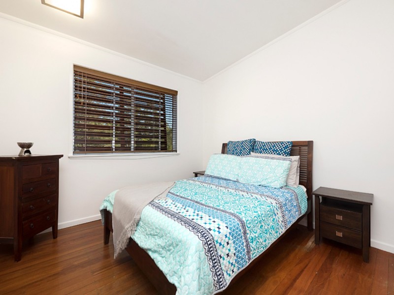 24 Dougy Place, Bellbowrie QLD 4070