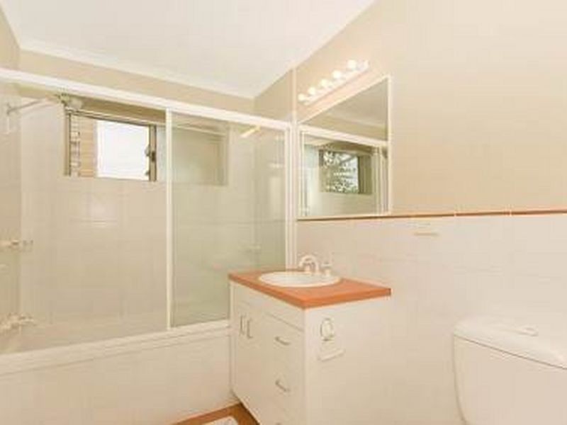 9/31 Glen Road, Toowong QLD 4066