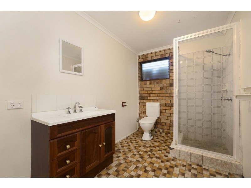 4 Pilin Place, Chapel Hill QLD 4069