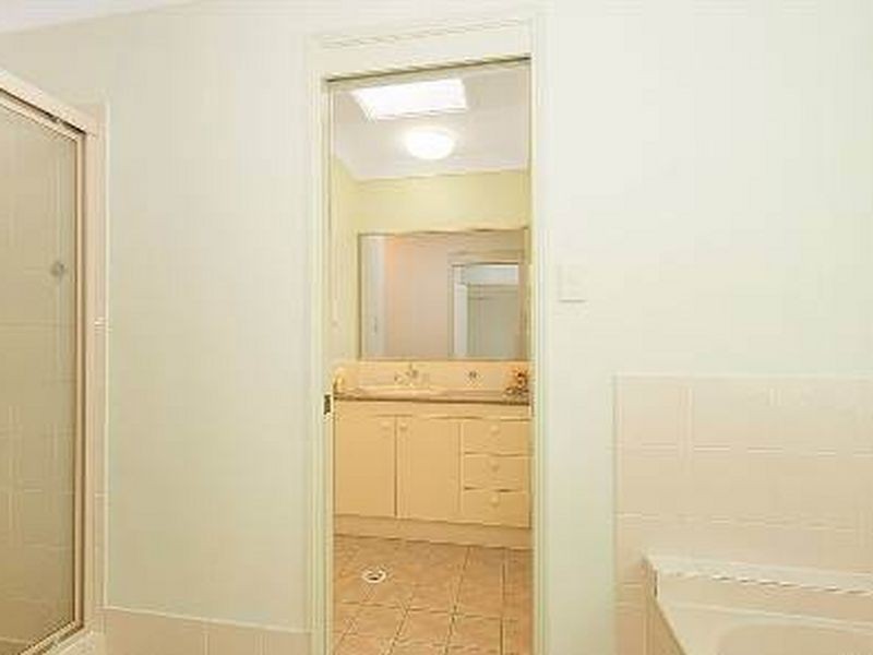 36 Murray Street, Taringa QLD 4068
