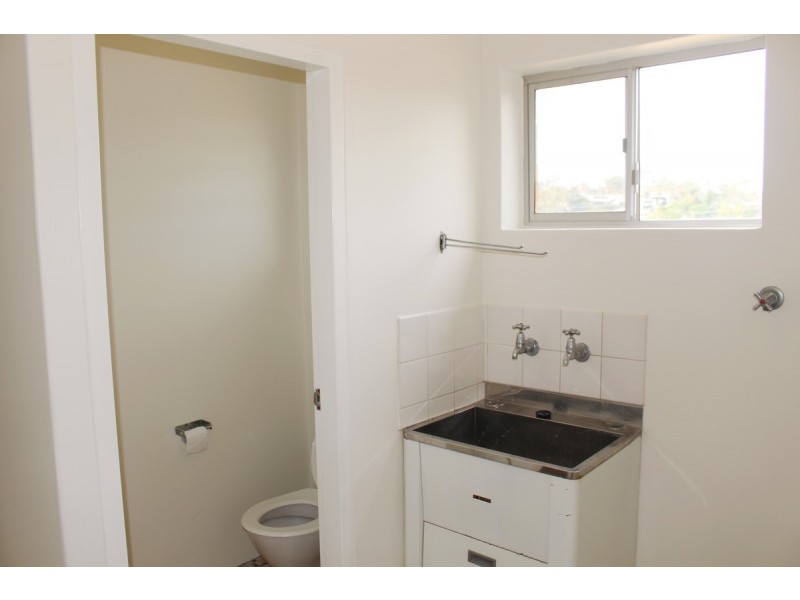 6/41 Sisley Street, St Lucia QLD 4067