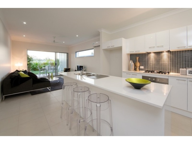 2/28 Railway Terrace, Corinda QLD 4075