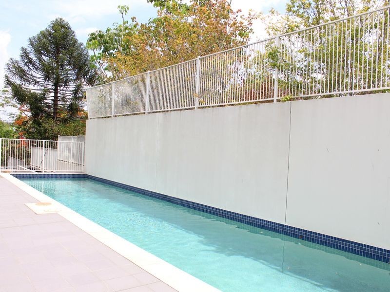 8/8 Underhill Avenue, Indooroopilly QLD 4068