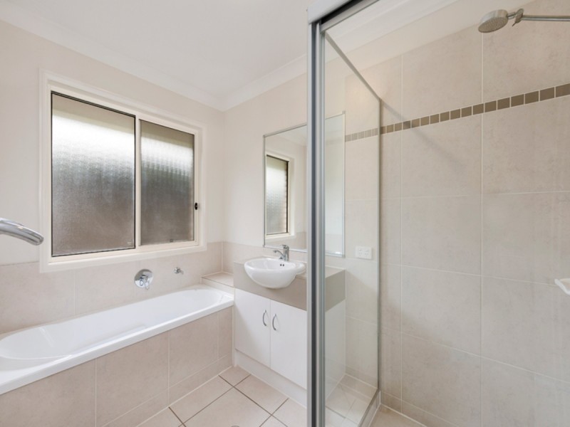 56A Lagoon Crescent, Bellbowrie QLD 4070