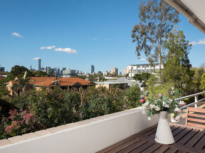 1/5 Burt Street, Auchenflower QLD 4066