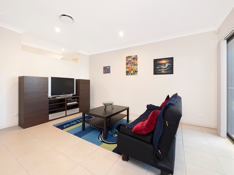 19 Cedar Wood Close, Moggill QLD 4070