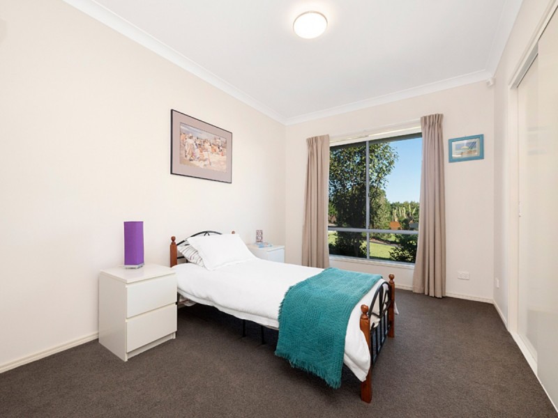 19 Cedar Wood Close, Moggill QLD 4070