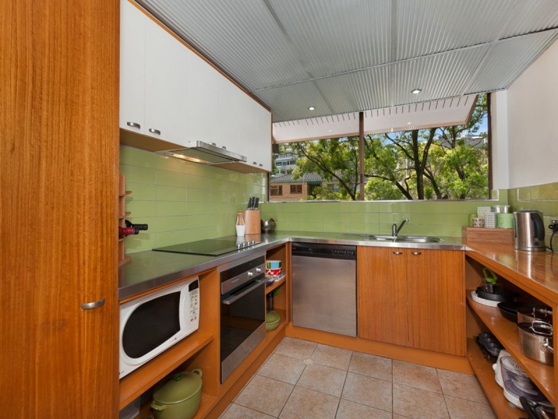 12/9 Land Street, Toowong QLD 4066