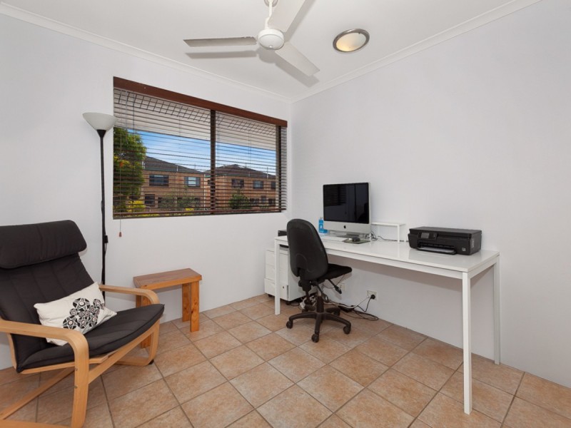 12/9 Land Street, Toowong QLD 4066