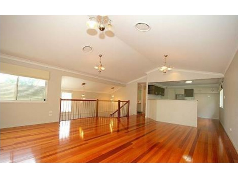 11 Kate Street, Indooroopilly QLD 4068