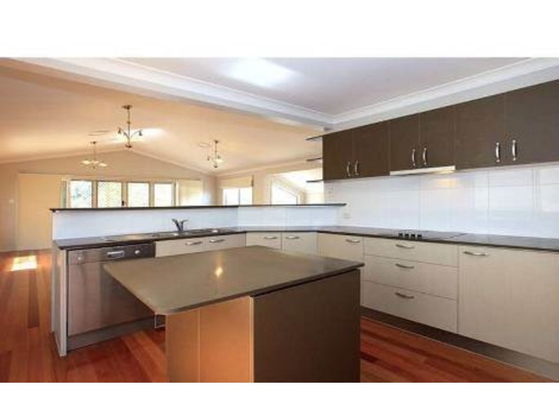 11 Kate Street, Indooroopilly QLD 4068