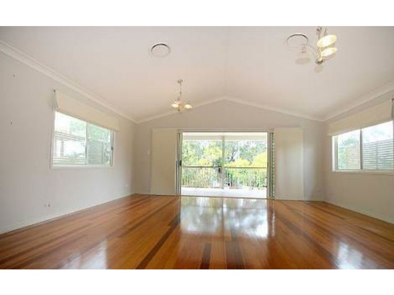 11 Kate Street, Indooroopilly QLD 4068