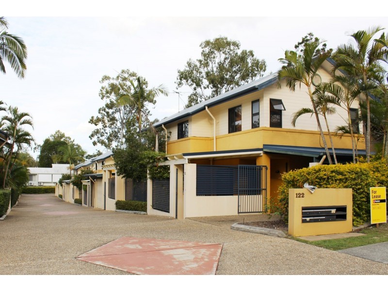 10/122 Central Avenue, Indooroopilly QLD 4068
