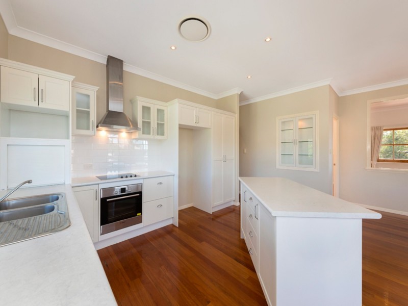 1 Torwood Court, Ferny Hills QLD 4055