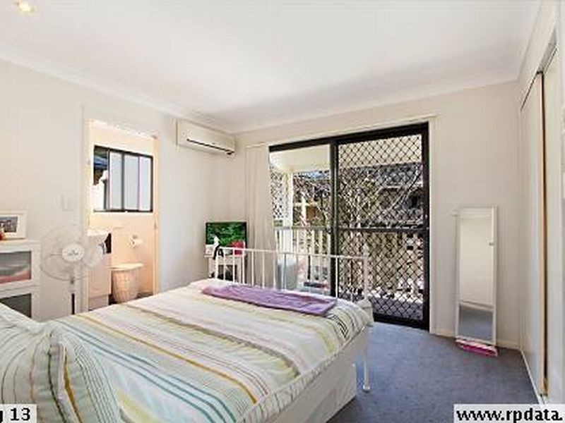 2/48 Cunningham Street, Taringa QLD 4068