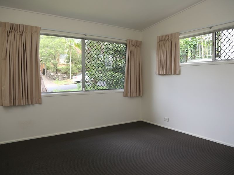 69 Almeida Street, Indooroopilly QLD 4068