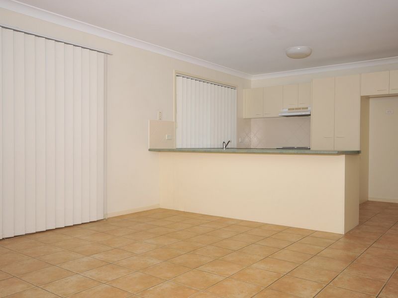 6 Toomba Place, Forest Lake QLD 4078