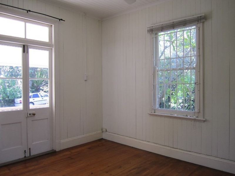23 Frederick Street, Taringa QLD 4068