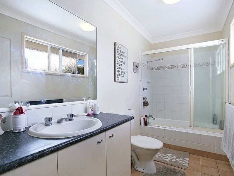 2/36 Soudan Street, Toowong QLD 4066
