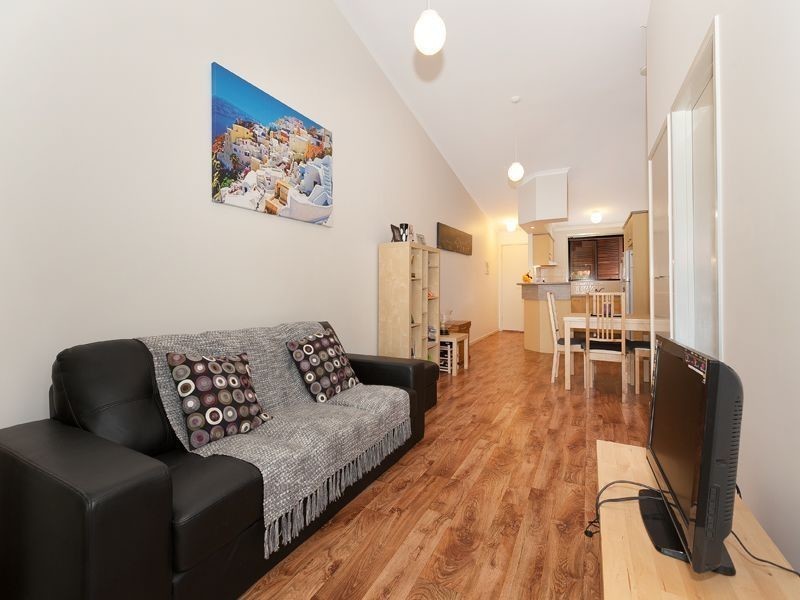 15/27 Campbell Street, Toowong QLD 4066