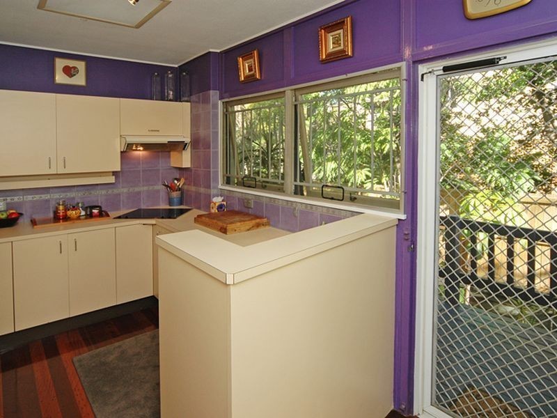 6 Marney Street, Chapel Hill QLD 4069