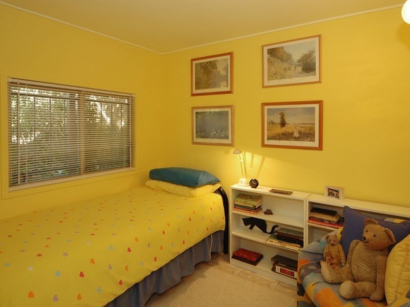 6 Marney Street, Chapel Hill QLD 4069