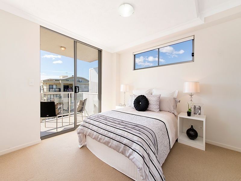 16/16 Grosvenor Road, Indooroopilly QLD 4068