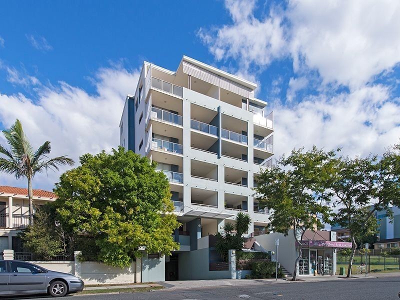 16/16 Grosvenor Road, Indooroopilly QLD 4068