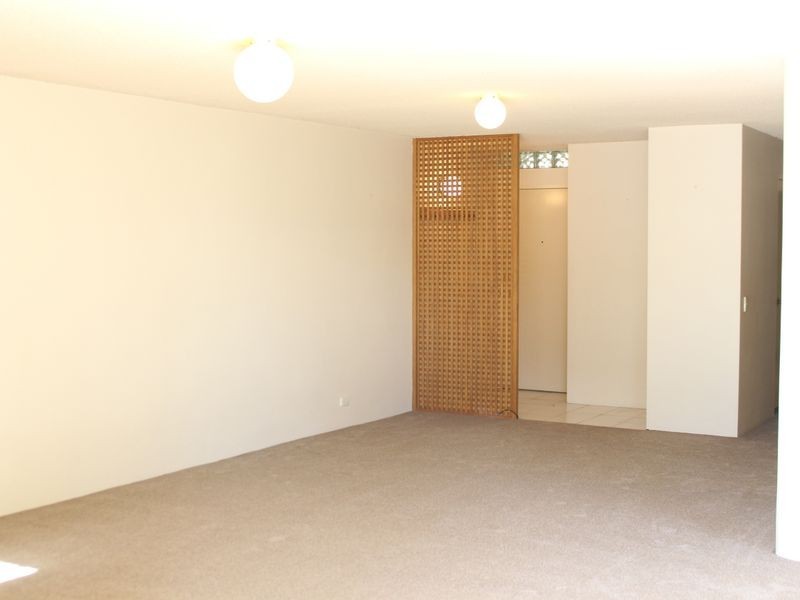 1/23 Bishop Street, St Lucia QLD 4067