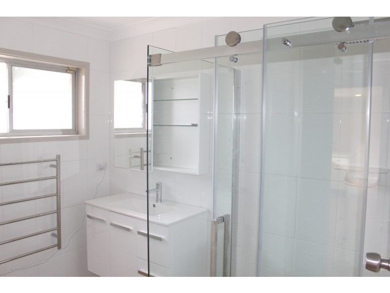 25 Anchusa Street, Bellbowrie QLD 4070