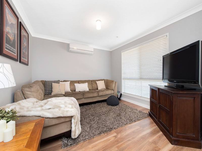 7 Volterra Place, Moggill QLD 4070