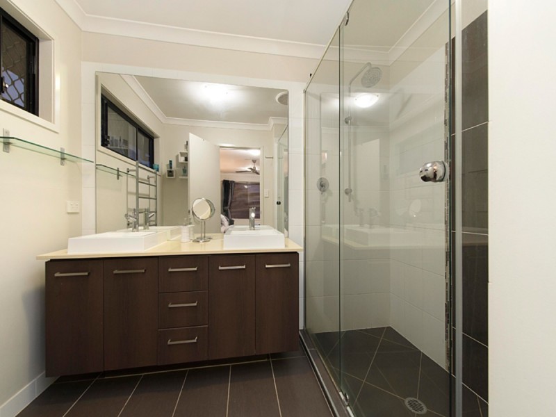 83 Waterhousia Place, Moggill QLD 4070