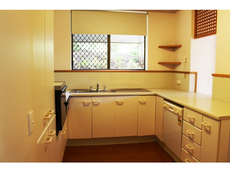 1/23 Bishop Street, St Lucia QLD 4067