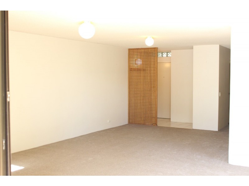 1/23 Bishop Street, St Lucia QLD 4067